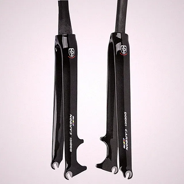 1-1/8 in Carbon Fiber Fork 700C Rim Brake/Disc Brake Rigid Road Bicycle Fork QR