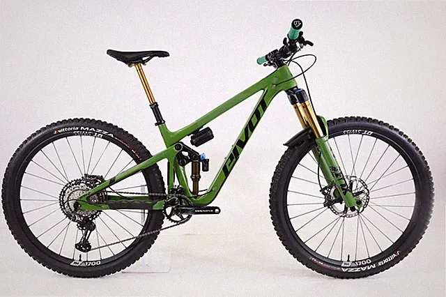 2022 Pivot Switchblade Pro XT/XTR, Size M, Very Good - INV-91988