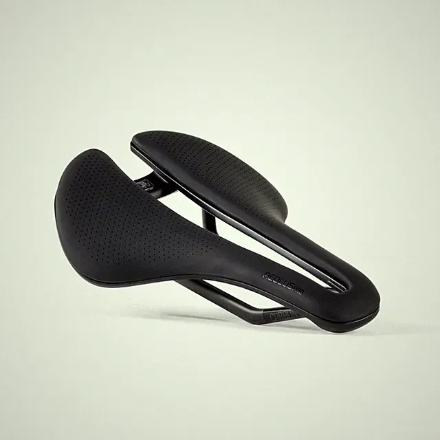 Bontrager Aeolus Pro Bike Saddle 155mm Carbon Rail Road Saddle Black