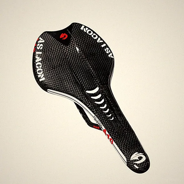 Carbon Fiber Mountain Bicycle Competition Grade Saddle Road Bike Seat Cushion
