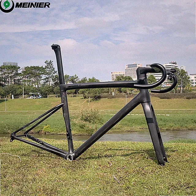 Carbon Fiber Road Bike Frame UDH Road Road Bike Disc Brake Bicycle Frame 700x32C