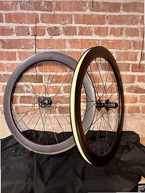 Nuegent Carbon Hand Built USA Road Bike Wheelset 700c w/ Sapim CX-Ray Spokes
