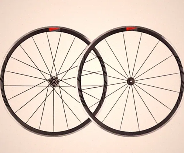 Road Bike Wheelset 700c Carbon Fiber Straight Pull Hub 16/21Hole V Brake Wheels