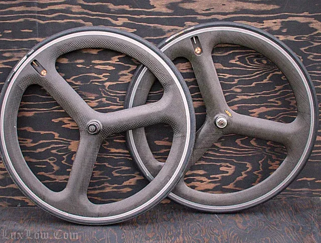 Vintage Specialized Tri Spoke RoadBike WHEELS Carbon Fiber Rims Tires TT Bicycle